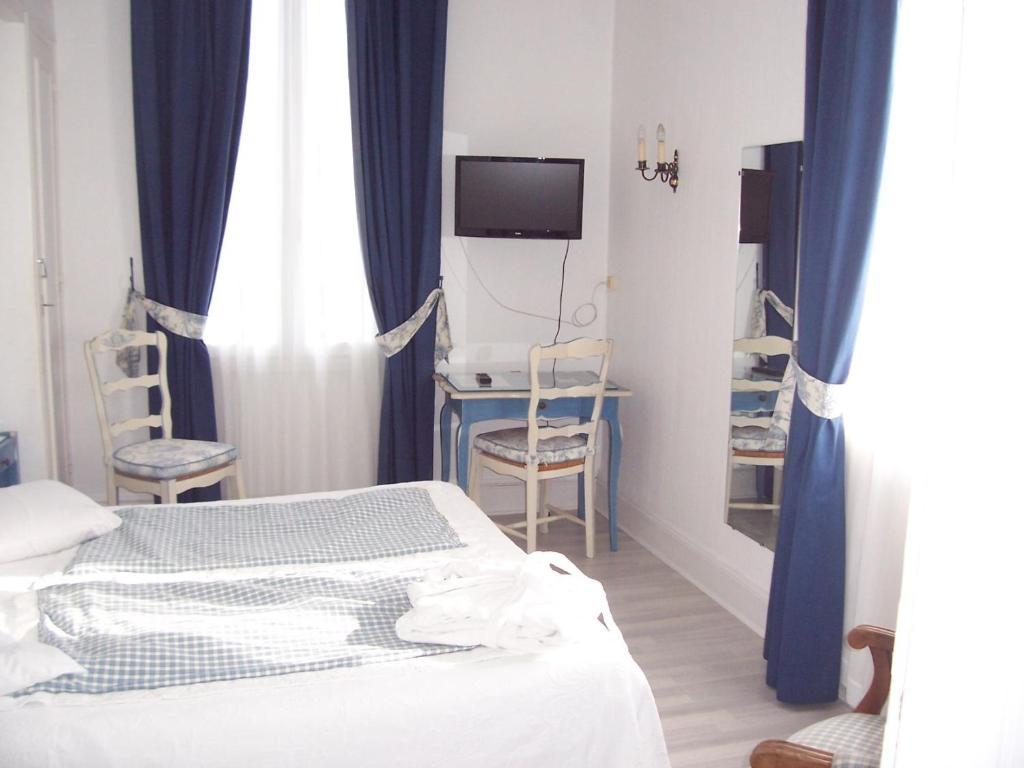 ברבוטן-לה-באינס Hotel Beausejour מראה חיצוני תמונה